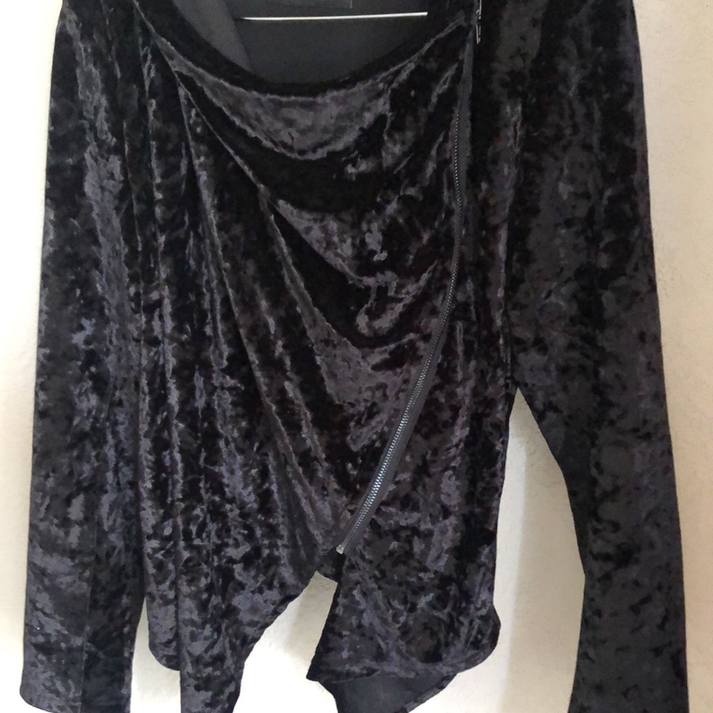 BLANKNyC Black Crushed Velvet Zip up Moto Jacket - Picture 4 of 15